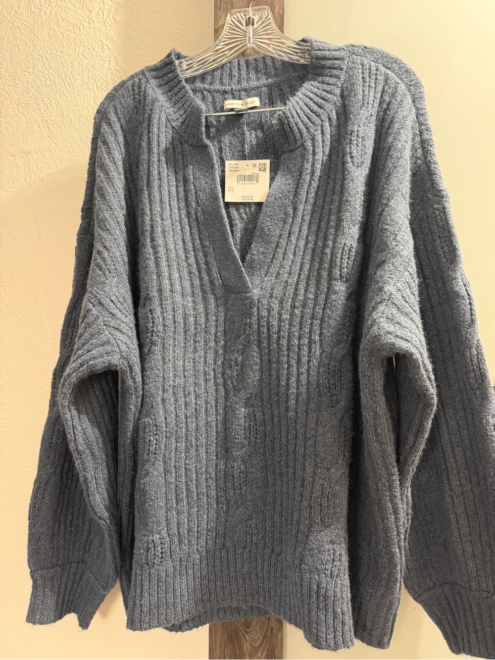 American Eagle Outfitters Blue-Gray Ribbed V-Neck Sweater